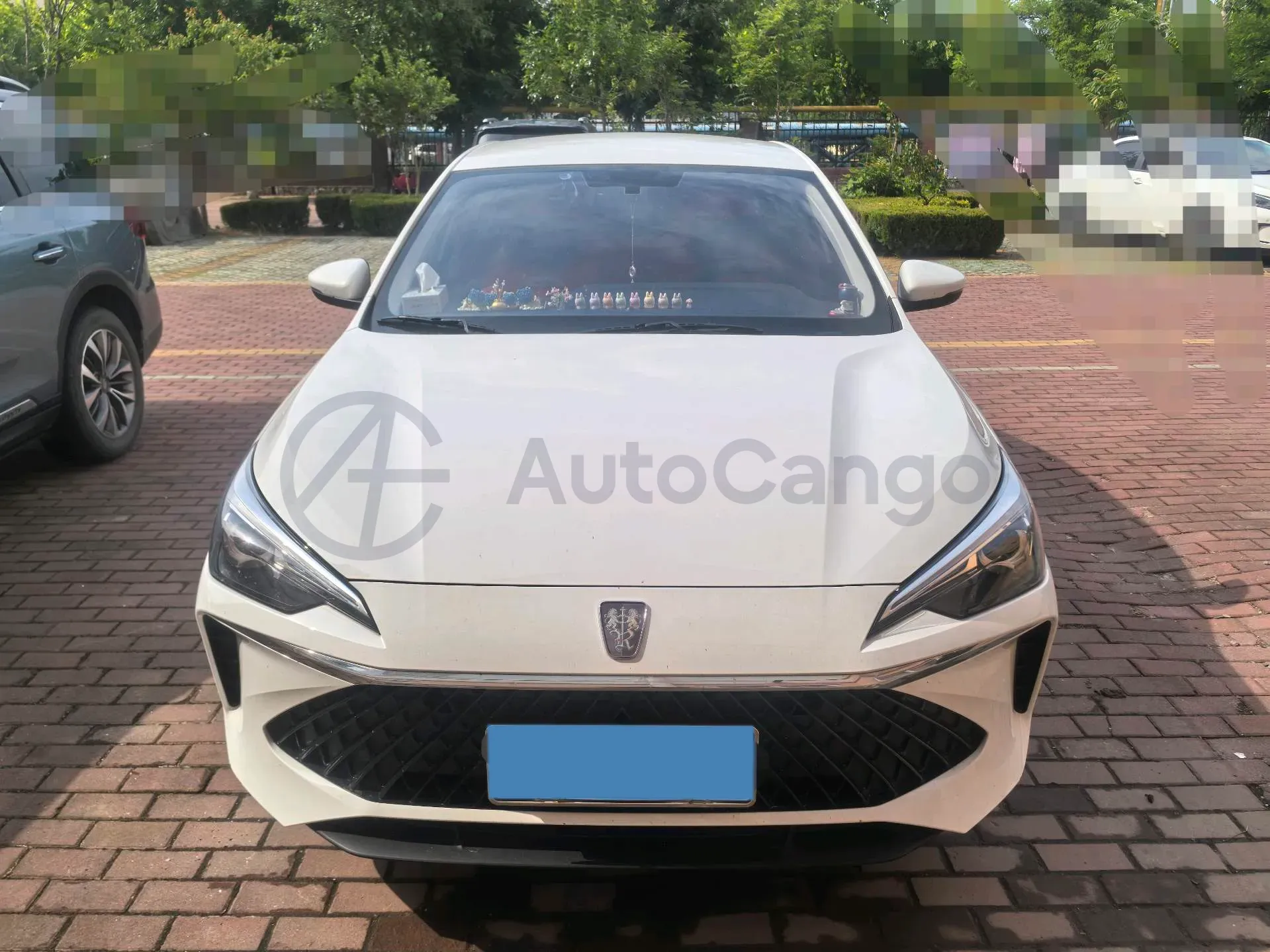 2023 Roewe i5 1.5L 129HP L4 5MT,autocango,china used car exporter,china ev exporter,chinese used car exporter,chinese used ev exporter