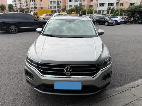 2021 Volkswagen T-Roc 1.4T 150HP L4 7DCT