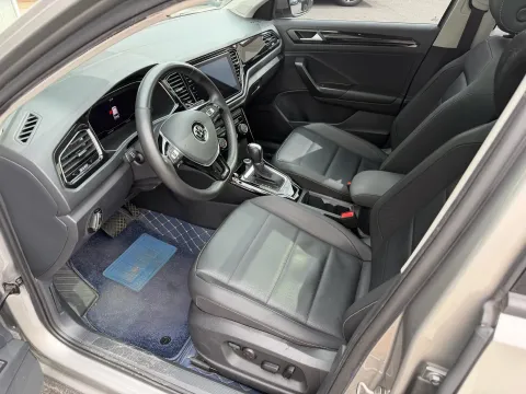 2021 Volkswagen T-Roc 1.4T 150HP L4 7DCT