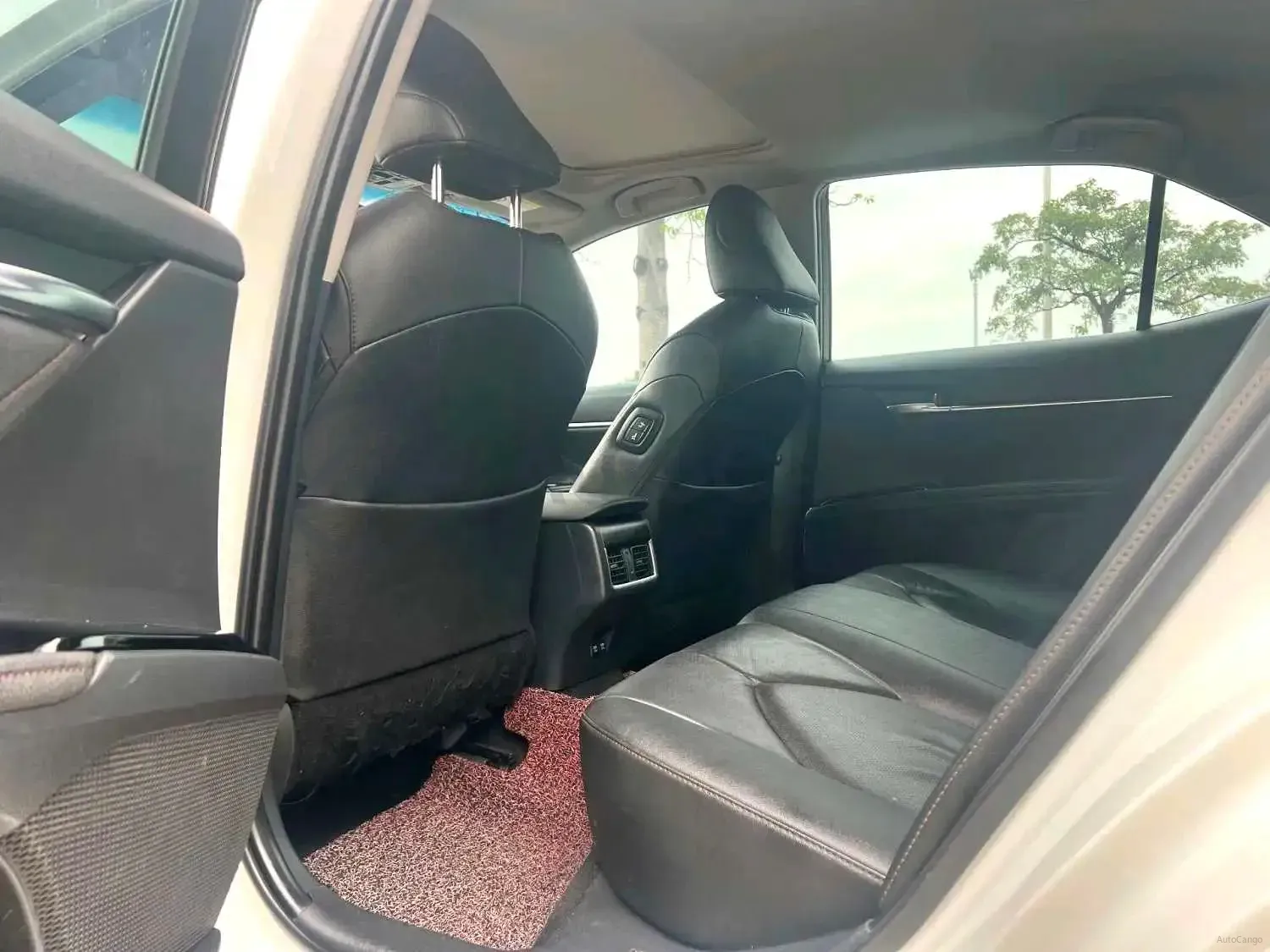2022 Toyota Camry 2.0L 178HP L4 CVT,autocango,china used car exporter,china ev exporter,chinese used car exporter,chinese used ev exporter