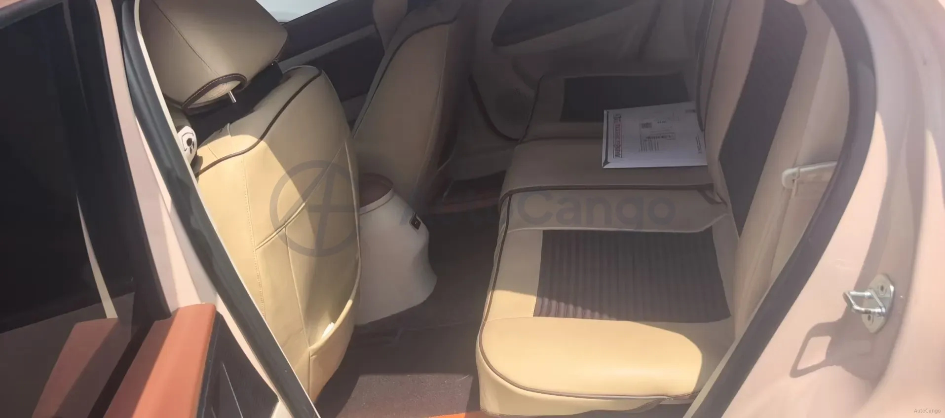2022 ChangAn Oshan X7 Plus 1.5T 188HP L4 7DCT,autocango,china used car exporter,china ev exporter,chinese used car exporter,chinese used ev exporter