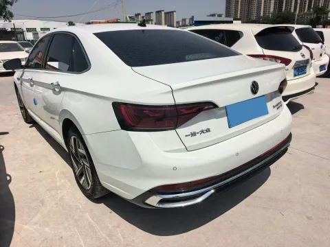 2024 Volkswagen Sagitar 1.5T 160HP L4 7DCT