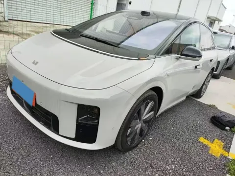 2025 LI I8,autocango,china used car exporter,china ev exporter,chinese used car exporter,chinese used ev exporter