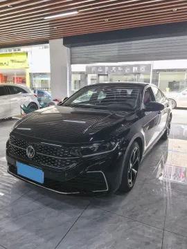 2023 VOLKSWAGEN PASSAT,autocango,china used car exporter,china ev exporter,chinese used car exporter,chinese used ev exporter