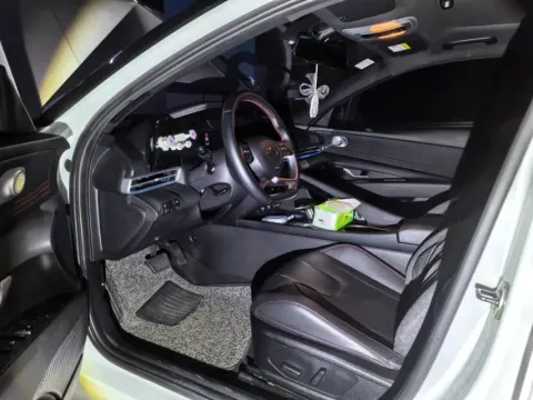 2022 Hyundai Elantra 1.5L 115HP L4 CVT,autocango,china used car exporter,china ev exporter,chinese used car exporter,chinese used ev exporter