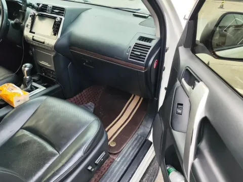 2018 Toyota Land Cruiser Prado 3.5L 280HP V6 6AT