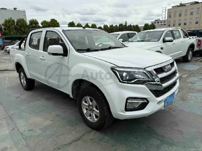 2022 Isuzu RE-MAX Jim 2.4T 211HP L4 5MT,autocango,china used car exporter,china ev exporter,chinese used car exporter,chinese used ev exporter