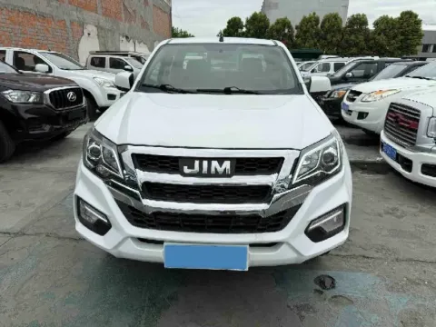 2022 Isuzu RE-MAX Jim 2.4T 211HP L4 5MT