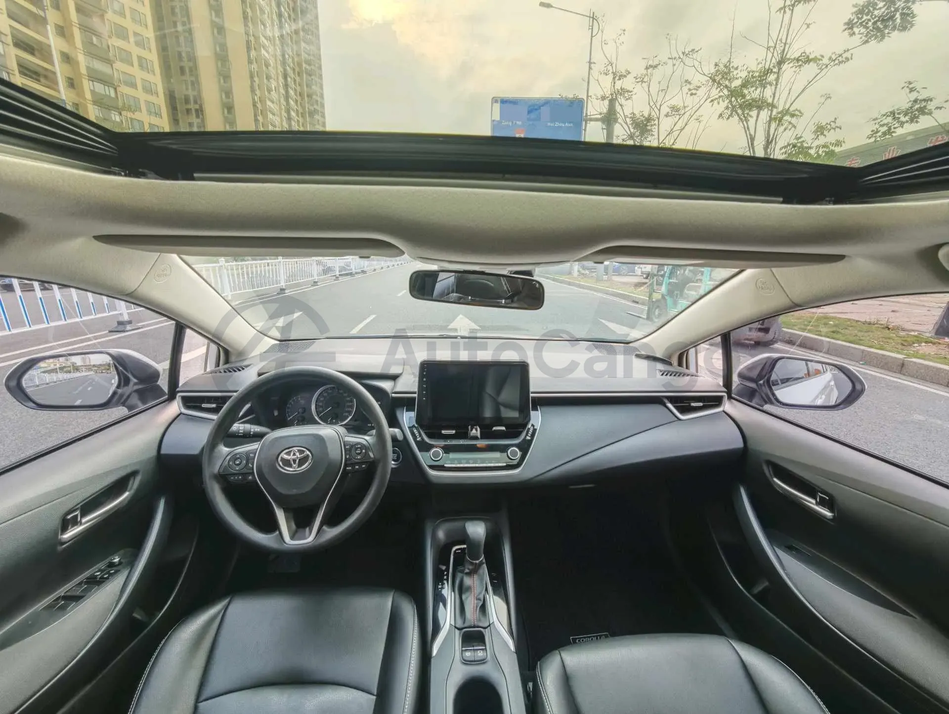 2021 Toyota Corolla 1.2T 116HP L4 CVT,autocango,china used car exporter,china ev exporter,chinese used car exporter,chinese used ev exporter