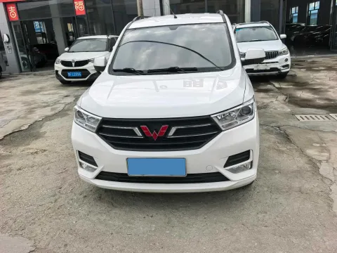 2021 WuLing HongGuang 1.5L 99HP L4 6MT