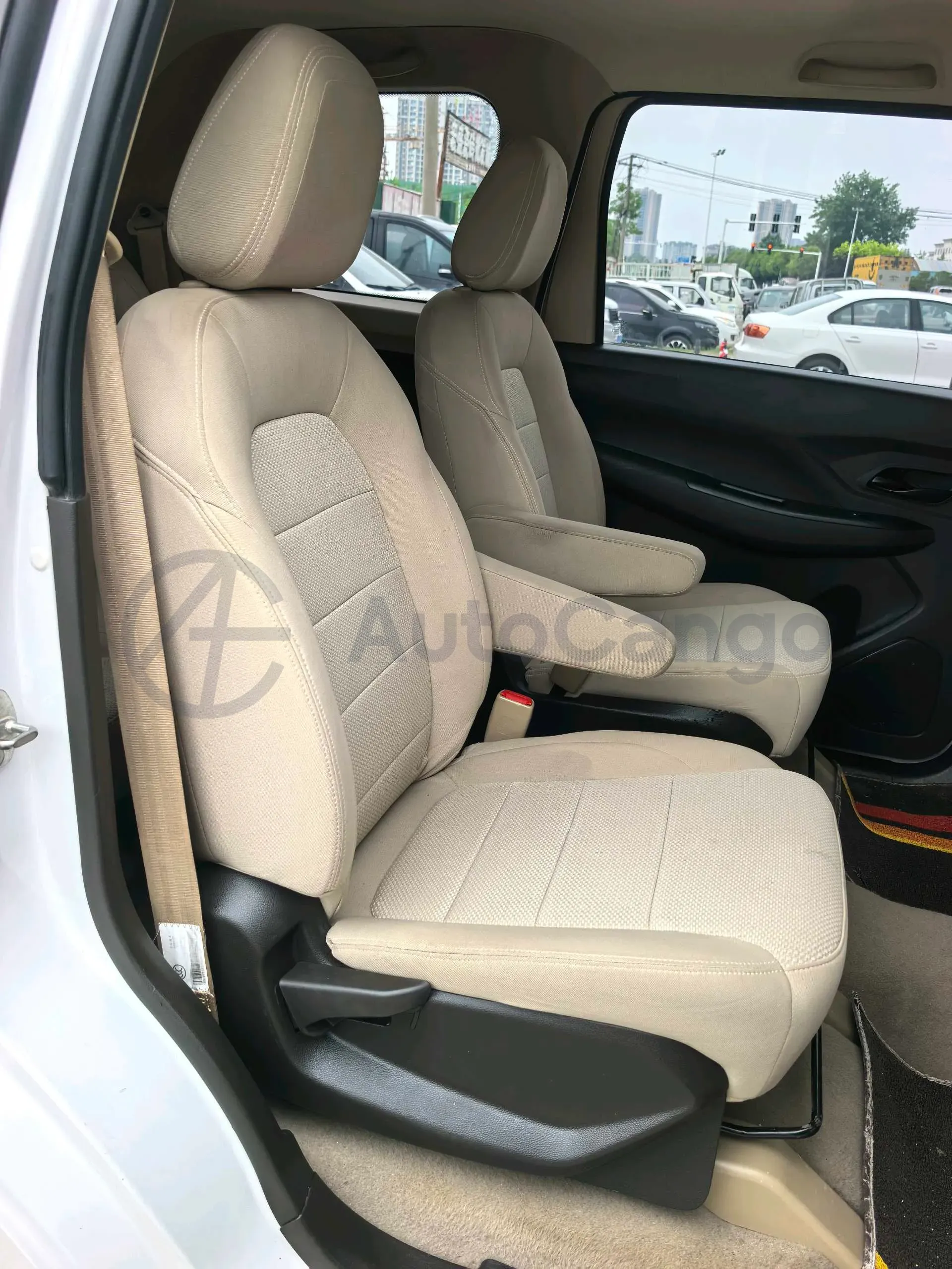 2021 WuLing HongGuang 1.5L 99HP L4 6MT,autocango,china used car exporter,china ev exporter,chinese used car exporter,chinese used ev exporter