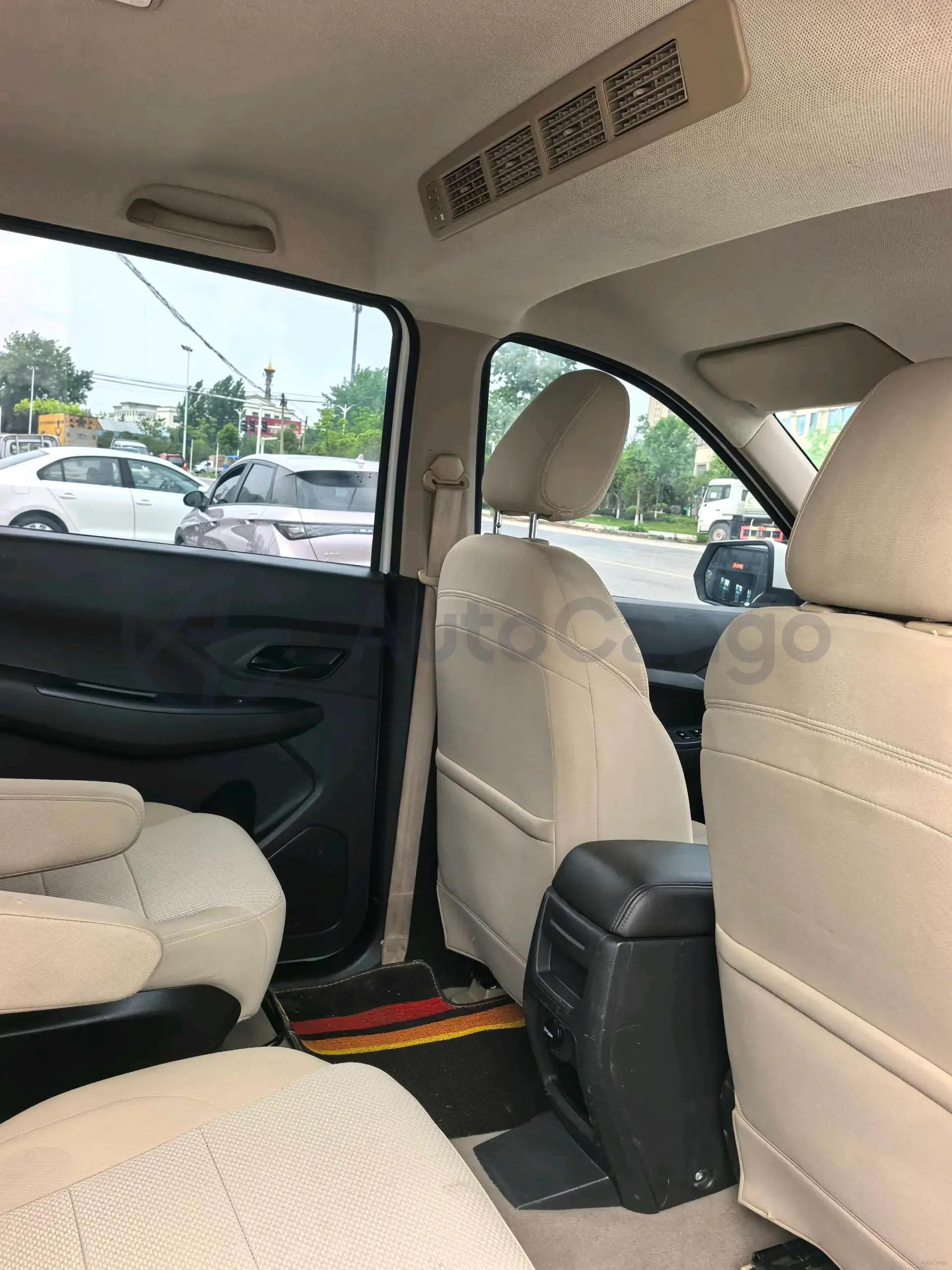 2021 WuLing HongGuang 1.5L 99HP L4 6MT,autocango,china used car exporter,china ev exporter,chinese used car exporter,chinese used ev exporter