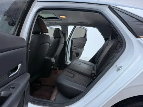 2021 Hyundai Elantra 1.5L 115HP L4 CVT