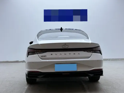 2021 Hyundai Elantra 1.5L 115HP L4 CVT