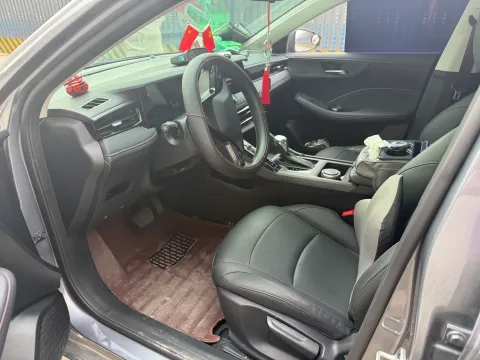 2026 Roewe i5 1.5L 129HP L4 CVT