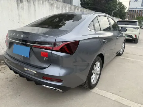 2026 Roewe i5 1.5L 129HP L4 CVT