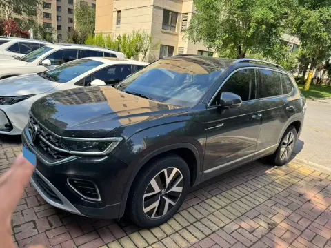 2024 VOLKSWAGEN TAYRON,autocango,china used car exporter,china ev exporter,chinese used car exporter,chinese used ev exporter