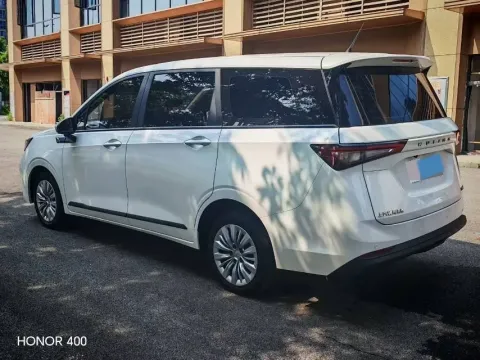 2022 WuLing ZhengChen 2.0L 136HP L4 6MT