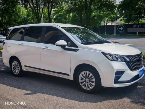 2022 WuLing ZhengChen 2.0L 136HP L4 6MT