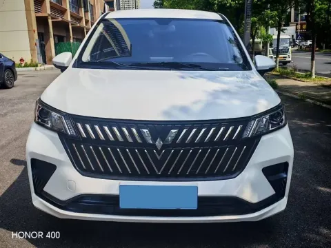 2022 WuLing ZhengChen 2.0L 136HP L4 6MT