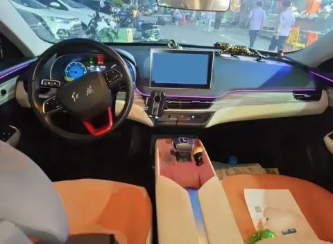 2023 HongQi E-QM5 BEV 82KWH