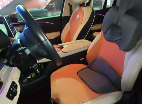 2023 HongQi E-QM5 BEV 82KWH
