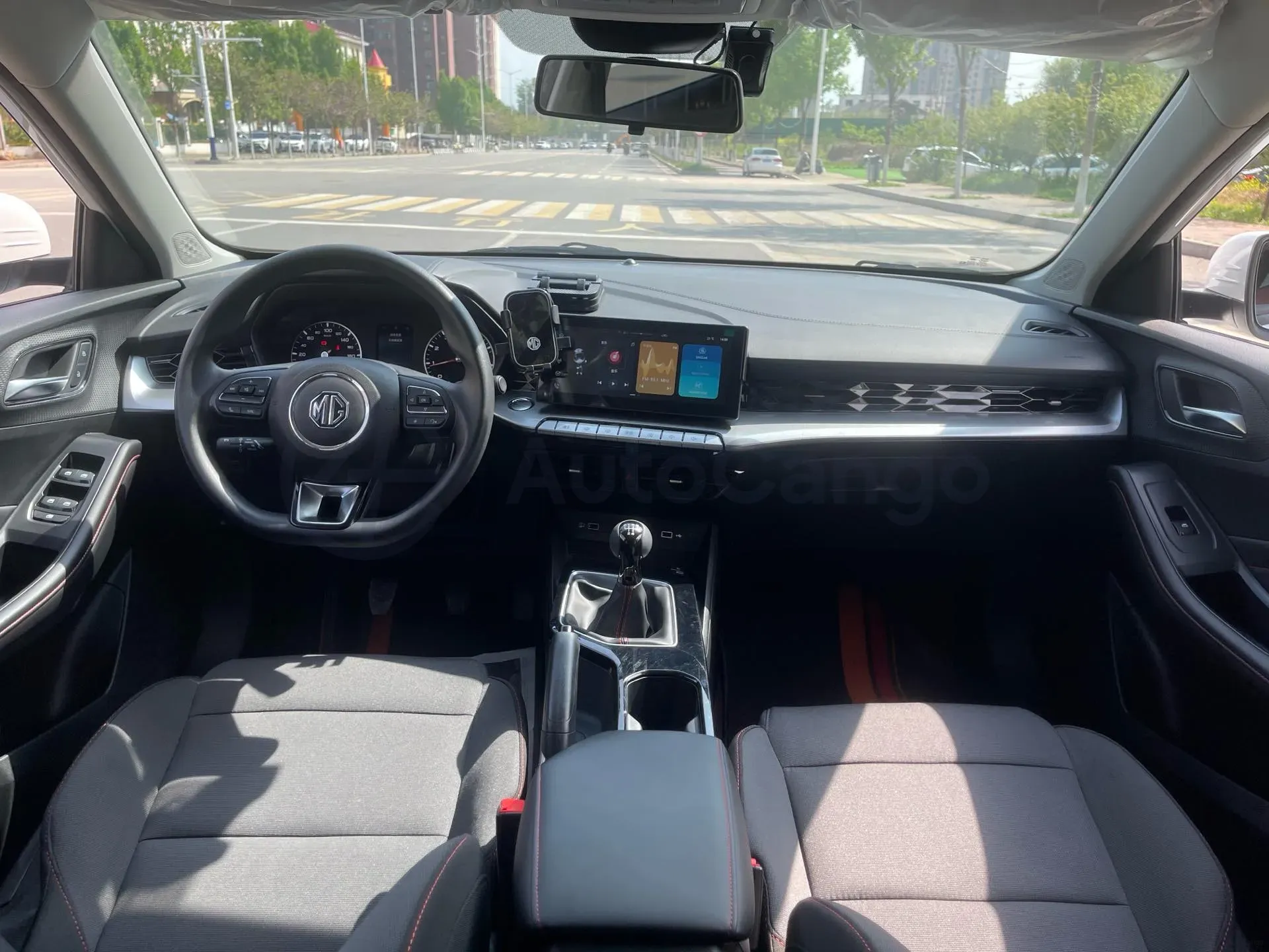 2023 MG 5 1.5L 129HP L4 5MT,autocango,china used car exporter,china ev exporter,chinese used car exporter,chinese used ev exporter