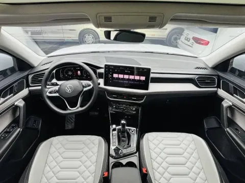2023 Volkswagen Tayron 1.4T 150HP L4 7DCT