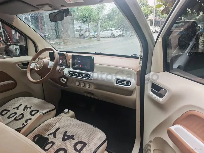 2024 WuLing HongGuang MINI EV BEV 17.3KWH,autocango,china used car exporter,china ev exporter,chinese used car exporter,chinese used ev exporter