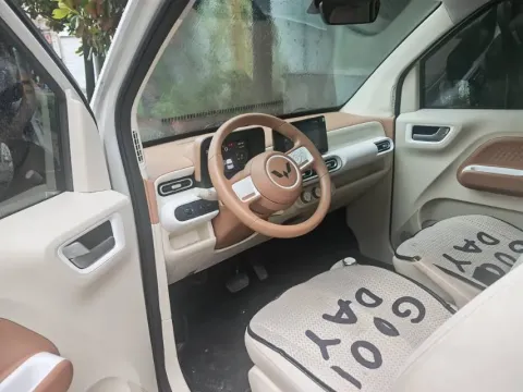 2024 WuLing HongGuang MINI EV BEV 17.3KWH