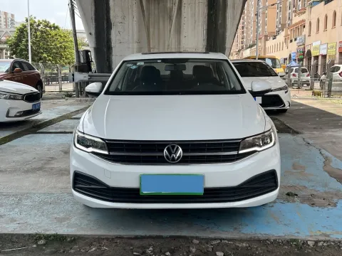 2021 Volkswagen Bora 1.5L 113HP L4 6AT