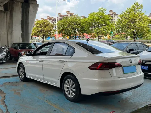 2021 Volkswagen Bora 1.5L 113HP L4 6AT