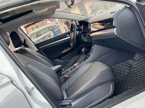 2021 Volkswagen Bora 1.5L 113HP L4 6AT
