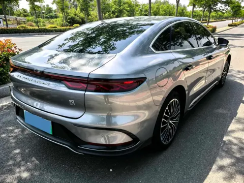 2022 Volkswagen Tiguan L 2.0T 186HP L4 7DCT