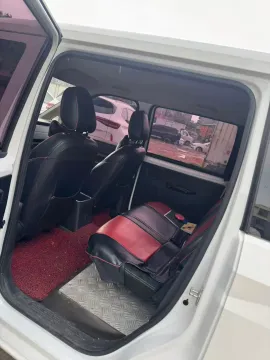 2021 WuLing HongGuang Plus 1.5L 99HP L4 6MT