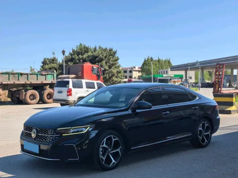 2023 VOLKSWAGEN PASSAT,autocango,china used car exporter,china ev exporter,chinese used car exporter,chinese used ev exporter
