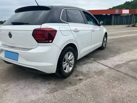 2023 Volkswagen Polo 1.5L 110HP L4 6AT