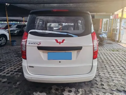 2023 WuLing RongGuang New Truck 1.5L 102HP L4 5MT,autocango,china used car exporter,china ev exporter,chinese used car exporter,chinese used ev exporter