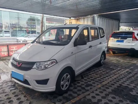 2023 WuLing RongGuang New Truck 1.5L 102HP L4 5MT,autocango,china used car exporter,china ev exporter,chinese used car exporter,chinese used ev exporter