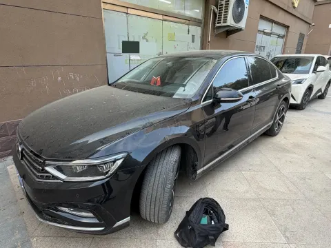2023 VOLKSWAGEN MAGOTAN,autocango,china used car exporter,china ev exporter,chinese used car exporter,chinese used ev exporter