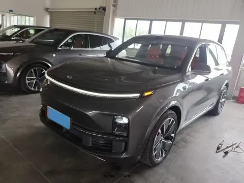 2025 LI L8,autocango,china used car exporter,china ev exporter,chinese used car exporter,chinese used ev exporter