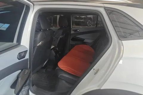 2023 Roewe iMAX8 2.0T 234HP L4 8AT
