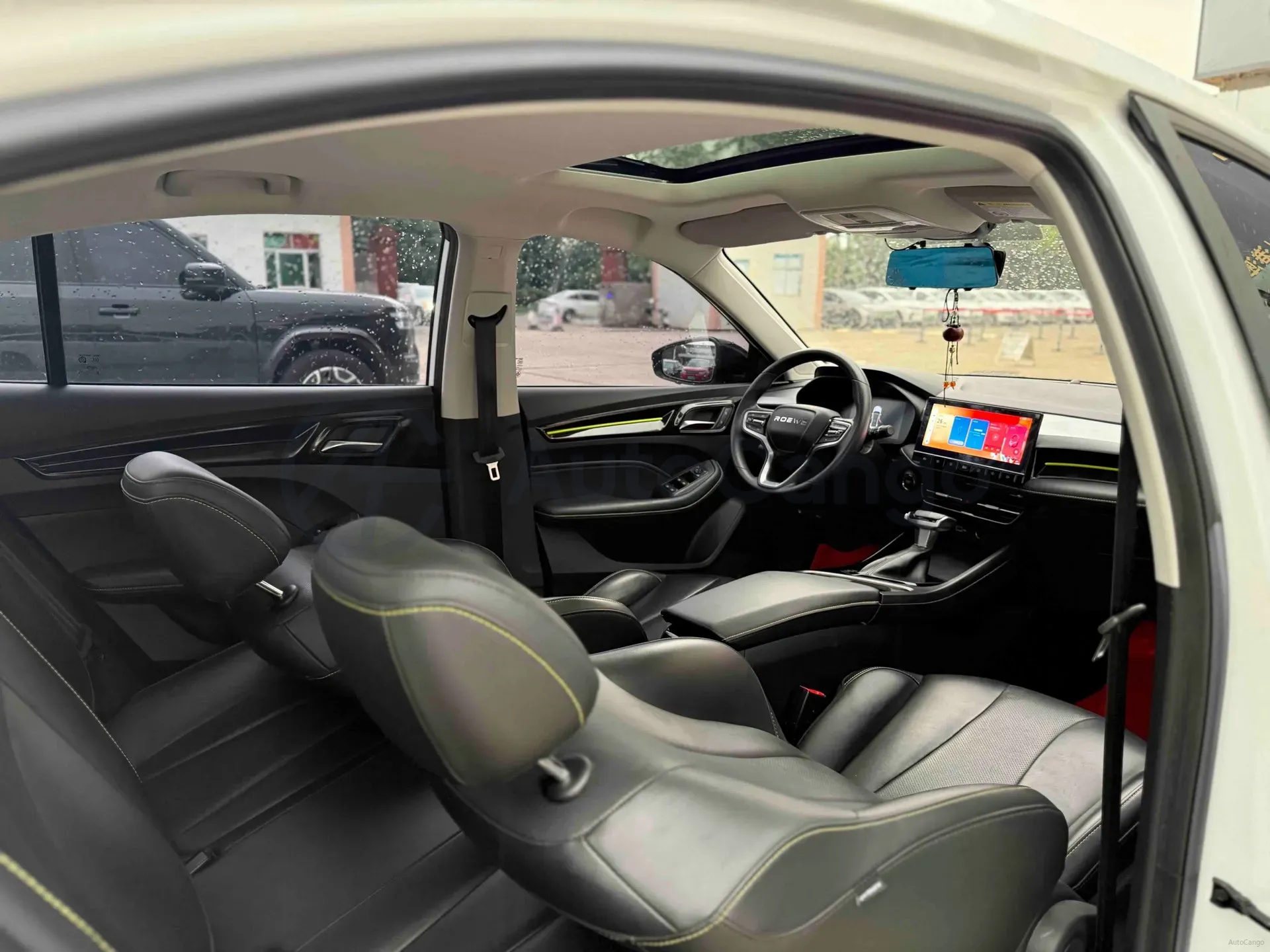 2021 Roewe i5 1.5L 120HP L4 CVT,autocango,china used car exporter,china ev exporter,chinese used car exporter,chinese used ev exporter