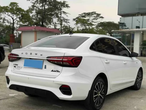 2021 Roewe i5 1.5L 120HP L4 CVT