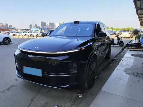 2022 LI L9,autocango,china used car exporter,china ev exporter,chinese used car exporter,chinese used ev exporter