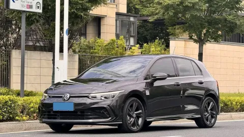 2021 VOLKSWAGEN GOLF,autocango,china used car exporter,china ev exporter,chinese used car exporter,chinese used ev exporter