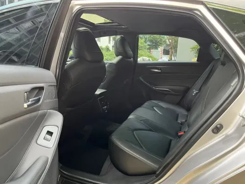 2019 Toyota Avalon 2.0L 178HP L4 CVT