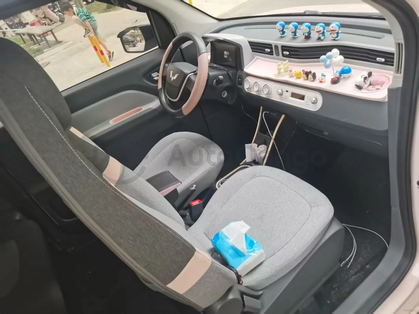 2022 WuLing HongGuang MINI EV BEV 9.3KWH,autocango,china used car exporter,china ev exporter,chinese used car exporter,chinese used ev exporter