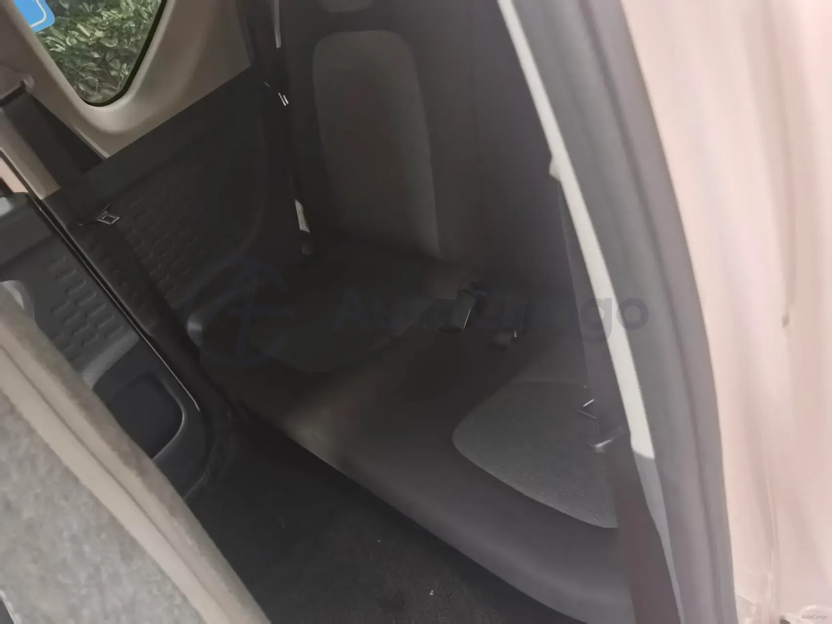 2022 WuLing HongGuang MINI EV BEV 9.3KWH,autocango,china used car exporter,china ev exporter,chinese used car exporter,chinese used ev exporter