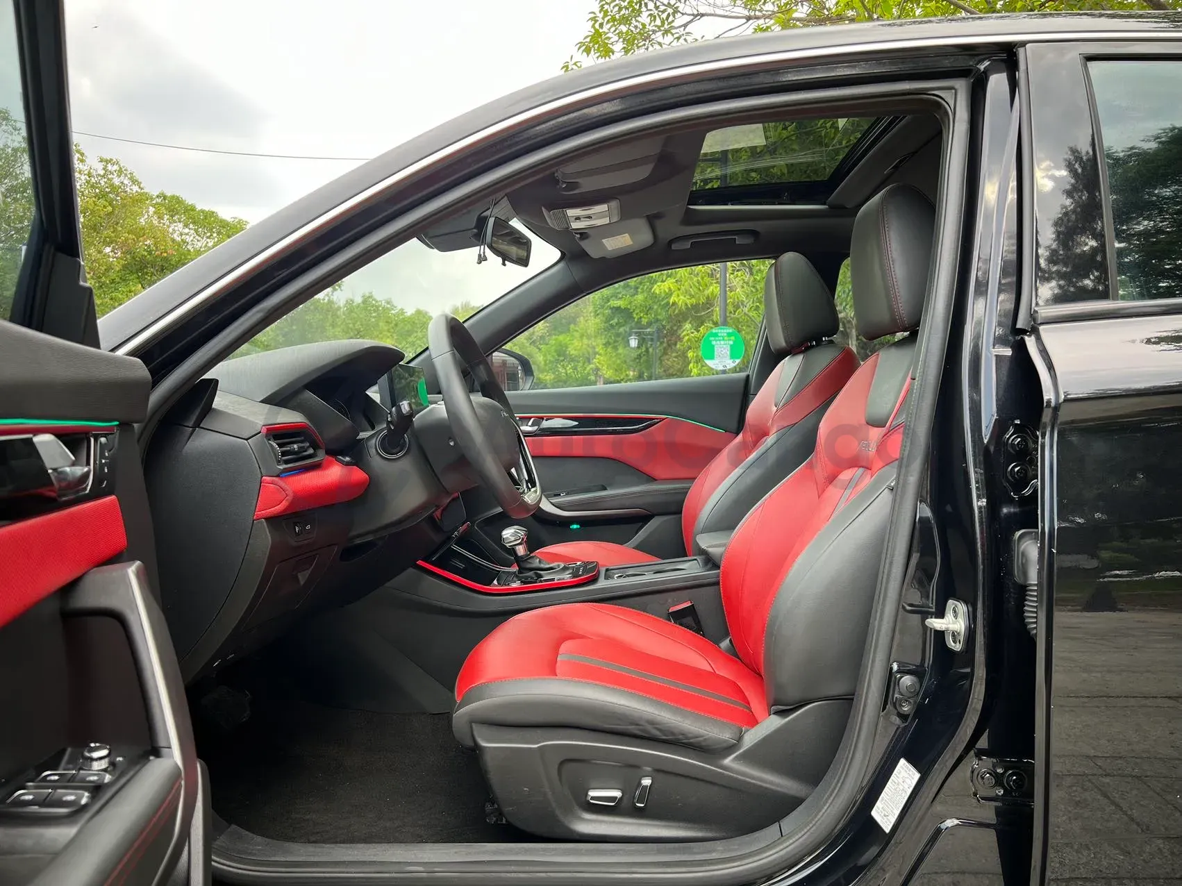2021 DongFeng Aeolus YiXuan 1.5T 150HP L4 6DCT,autocango,china used car exporter,china ev exporter,chinese used car exporter,chinese used ev exporter
